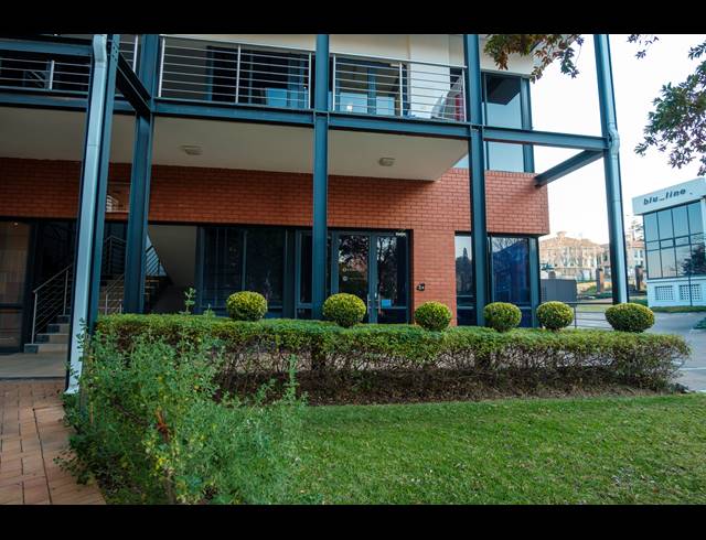 178M² OFFICE FOR SALE IN LYME PARK